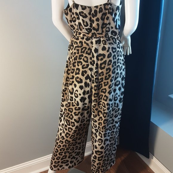 LEOPARD  JUMPSUIT  by BANANA  REPUBLIC - Picture 5 of 10